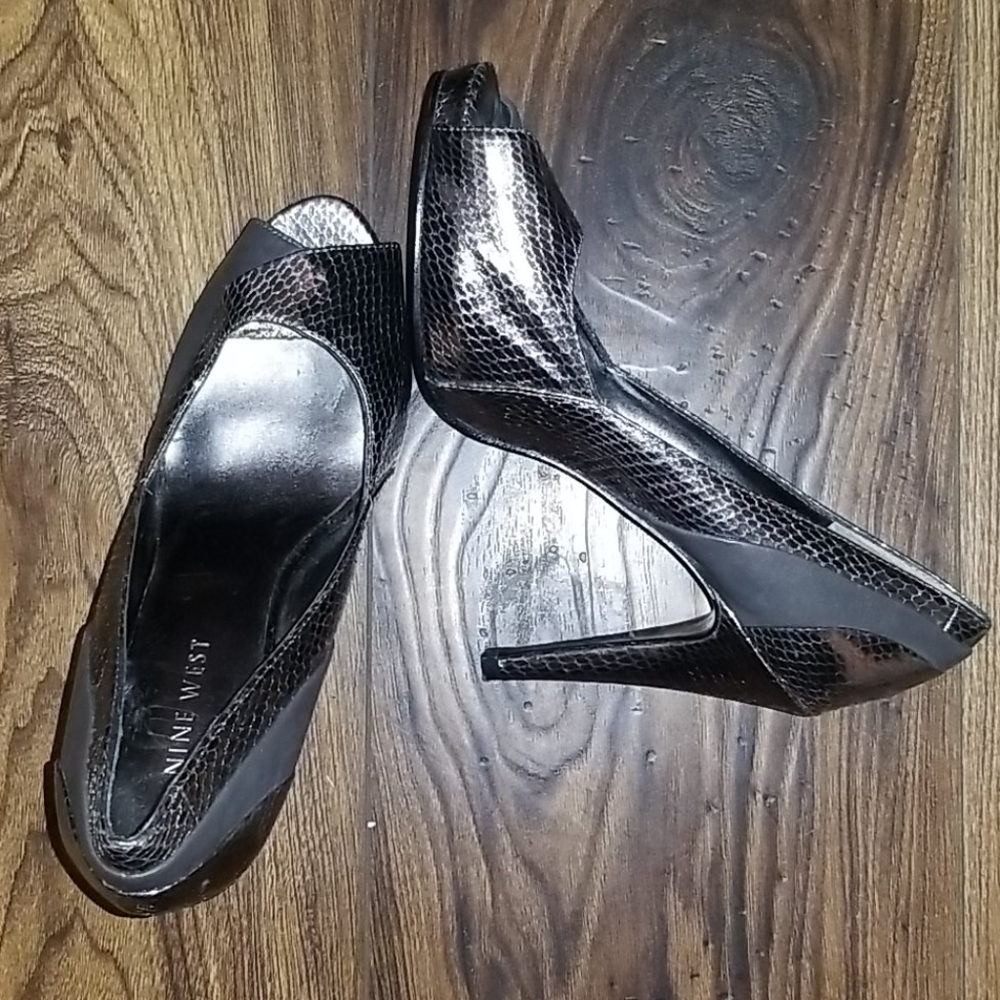 Nine west